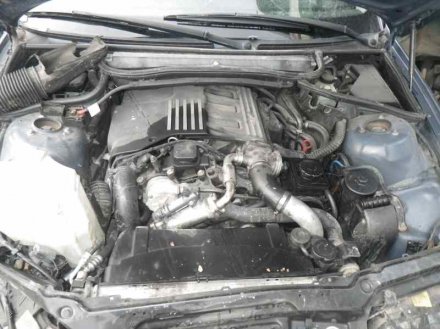 Vehiculo en el desguace: BMW SERIE 3 BERLINA (E46) 320d