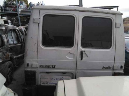 Vehiculo en el desguace: RENAULT TRAFIC (DESDE 5.89) T 1100