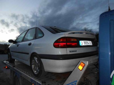 Vehiculo en el desguace: RENAULT LAGUNA (B56) 1.9 dTi RT
