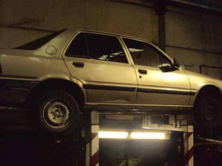 Vehiculo en el desguace: PEUGEOT 309 Básico