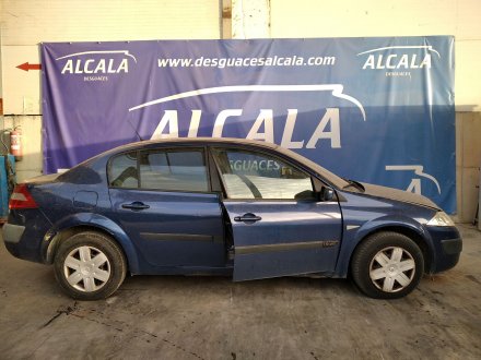 Vehiculo en el desguace: RENAULT MEGANE II CLASSIC BERLINA 1.9 dCi Diesel