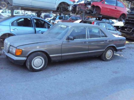 Vehiculo en el desguace: MERCEDES-BENZ CLASE S (W126) BERLINA+COUPE SE 380