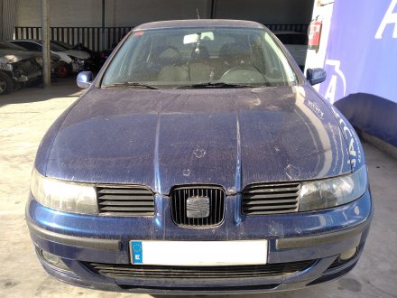 Vehiculo en el desguace: SEAT LEON (1M1) Signo
