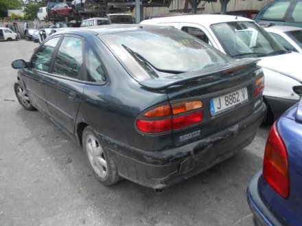 Vehiculo en el desguace: RENAULT LAGUNA (B56) 2.0 Anade