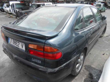 Vehiculo en el desguace: RENAULT LAGUNA (B56) 2.0 Anade