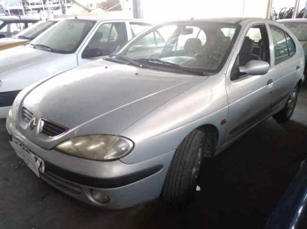 Vehiculo en el desguace: RENAULT MEGANE I CLASSIC (LA0) 1.9 dTi RN (LAON)