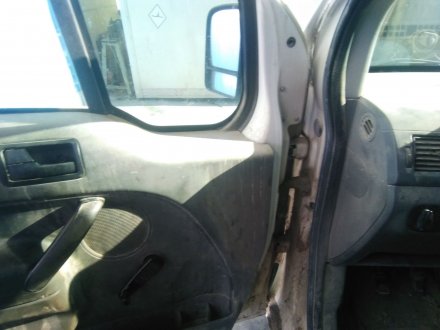 Vehiculo en el desguace: FORD Transit Connect (TC7) 1.8 TDCi CAT