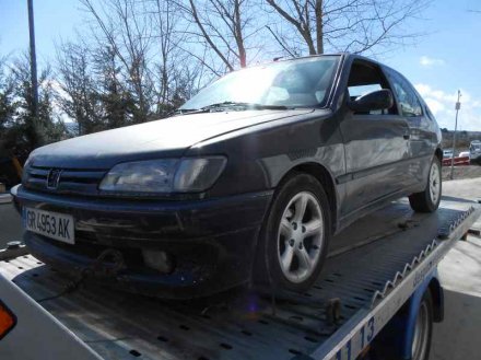Vehiculo en el desguace: PEUGEOT 306 BERLINA 3/5 PUERTAS (S1) 1.9 Turbodiesel