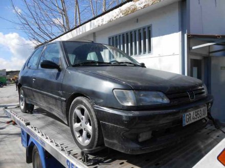 Vehiculo en el desguace: PEUGEOT 306 BERLINA 3/5 PUERTAS (S1) 1.9 Turbodiesel