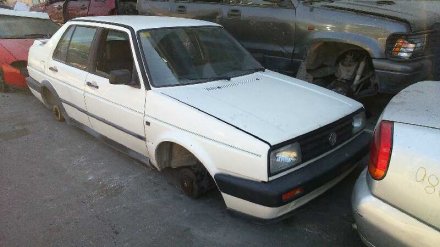 Vehiculo en el desguace: VOLKSWAGEN JETTA (165/167) Básico / C