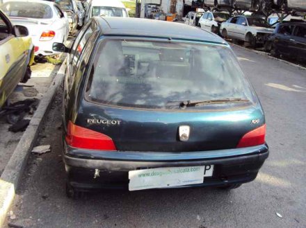 Vehiculo en el desguace: PEUGEOT 106 (S2) Long Beach