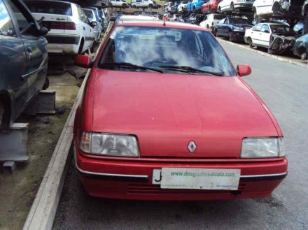 Vehiculo en el desguace: RENAULT 19 (B/C/L53) *