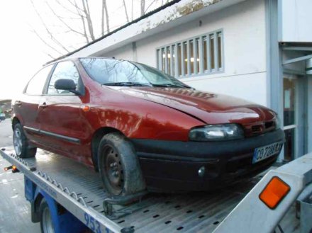 Vehiculo en el desguace: FIAT BRAVA (182) 16V 80 Clima