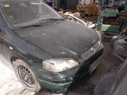 Vehiculo en el desguace: OPEL ASTRA G BERLINA Club