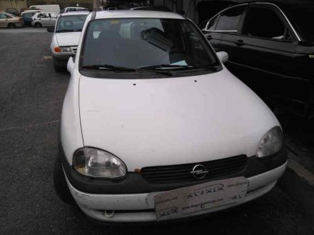 Vehiculo en el desguace: OPEL CORSA B Top (E)