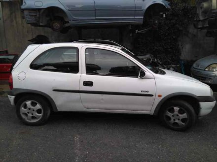 Vehiculo en el desguace: OPEL CORSA B Top (E)