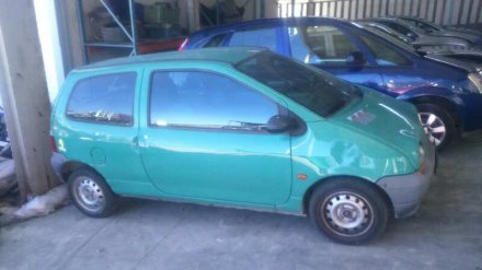 Vehiculo en el desguace: RENAULT TWINGO (CO6) 1.2 (C066/67/68)