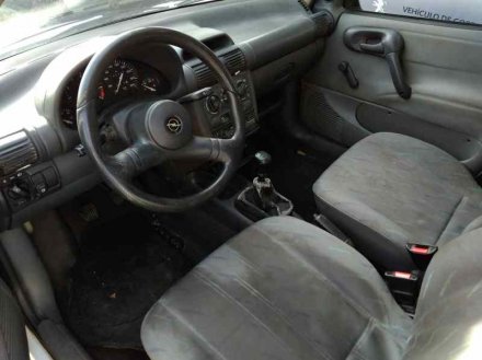 Vehiculo en el desguace: OPEL CORSA B Swing