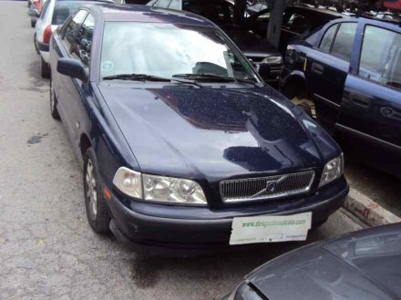 Vehiculo en el desguace: VOLVO S40 BERLINA 1.9 D