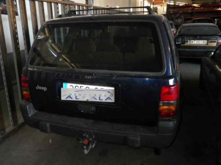 Vehiculo en el desguace: JEEP GR.CHEROKEE (ZJ)/(Z) 4.0 Laredo (Z)