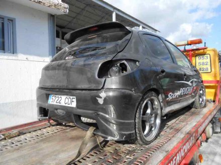 Vehiculo en el desguace: PEUGEOT 206 SW X-LINE