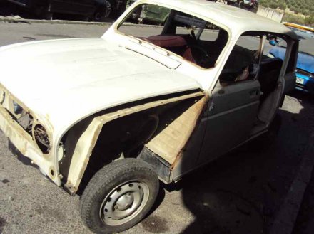 Vehiculo en el desguace: RENAULT 4 BERLINA/FAMILIAR/FURGONETA Básico / L (R 1123)