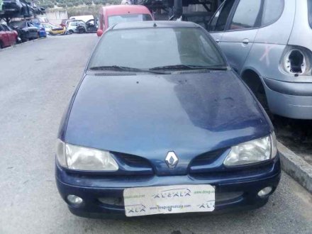 Vehiculo en el desguace: RENAULT MEGANE I COACH/COUPE (DA0) 1.6e RN