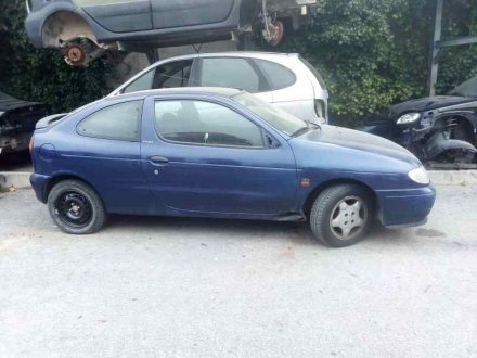 Vehiculo en el desguace: RENAULT MEGANE I COACH/COUPE (DA0) 1.6e RN
