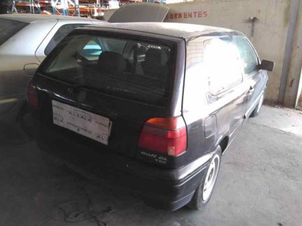 Vehiculo en el desguace: VOLKSWAGEN GOLF III BERLINA (1H1) CL