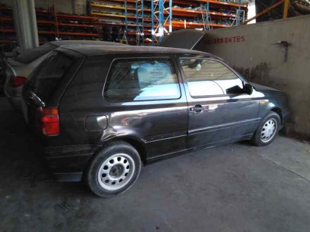 Vehiculo en el desguace: VOLKSWAGEN GOLF III BERLINA (1H1) CL