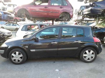 Vehiculo en el desguace: RENAULT MEGANE II BERLINA 5P Confort Dynamique