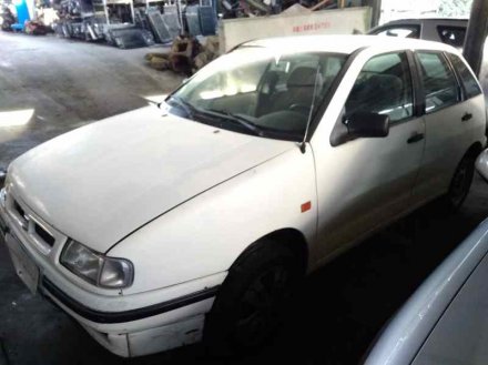 Vehiculo en el desguace: SEAT IBIZA (6K) CL