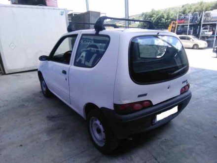 Vehiculo en el desguace: FIAT SEICENTO (187) S