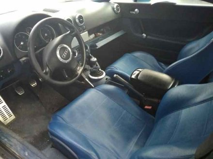 Vehiculo en el desguace: AUDI TT (8N3/8N9) 1.8 T Coupe (132kW)