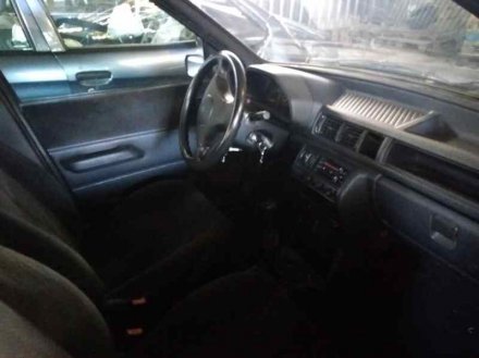 Vehiculo en el desguace: FORD FIESTA BERLINA Ghia