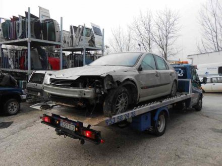 Vehiculo en el desguace: RENAULT LAGUNA (B56) 1.9 dCi RT