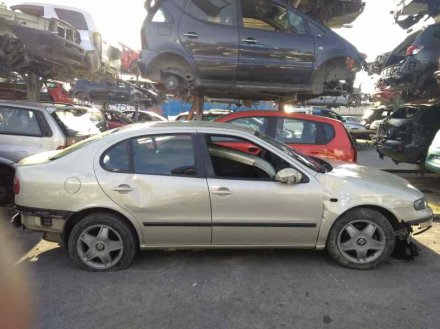 Vehiculo en el desguace: SEAT TOLEDO (1M2) Signo