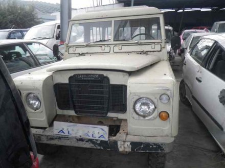 Vehiculo en el desguace: LAND ROVER SANTANA 88