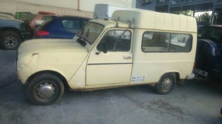 Vehiculo en el desguace: RENAULT 4 BERLINA/FAMILIAR/FURGONETA F4 Familiar (R 2106)