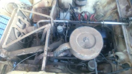 Vehiculo en el desguace: RENAULT 4 BERLINA/FAMILIAR/FURGONETA F4 Familiar (R 2106)