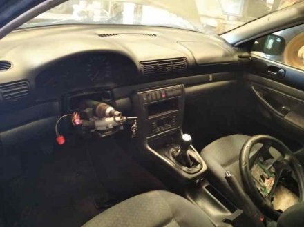 Vehiculo en el desguace: AUDI A4 BERLINA (B5) 1.9 TDI