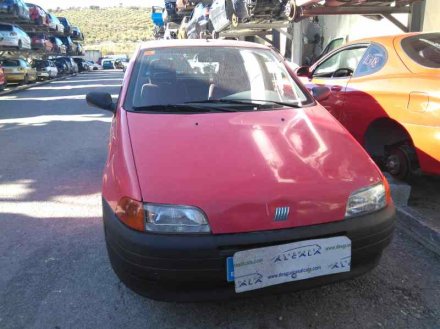 Vehiculo en el desguace: FIAT PUNTO BERL. (176) 75 S