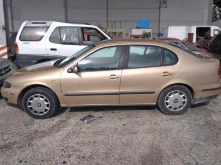 Vehiculo en el desguace: SEAT TOLEDO (1M2) Select