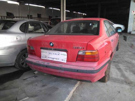 Vehiculo en el desguace: BMW SERIE 3 BERLINA (E36) 318i