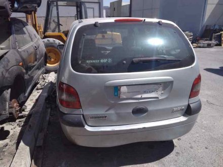 Vehiculo en el desguace: RENAULT SCENIC (JA..) 1.9 DCI Authentique