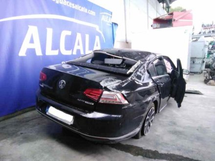 Vehiculo en el desguace: VOLKSWAGEN PASSAT LIM. (3G2) Advance 4Motion BMT