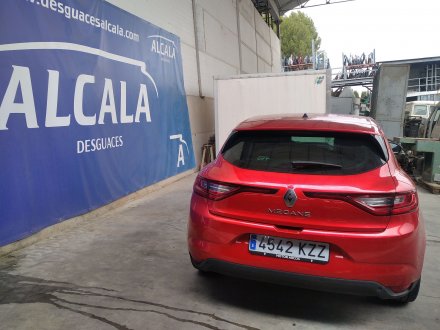 Vehiculo en el desguace: RENAULT MEGANE IV BERLINA 5P Business