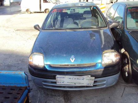 Vehiculo en el desguace: RENAULT CLIO II FASE I (B/CBO) 1.9 D