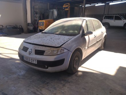 Vehiculo en el desguace: RENAULT MEGANE II CLASSIC BERLINA 1.5 dCi Diesel
