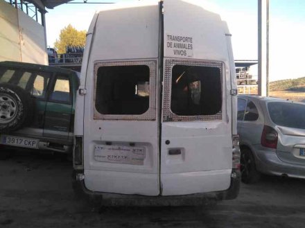 Vehiculo en el desguace: FORD TRANSIT MOD. 2000 COMBI FT 330 2.4 medio